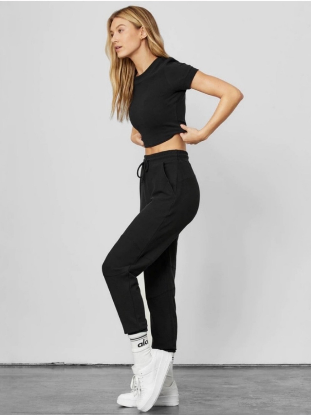 Alo Yoga micro waffle fireside joggers sweatpants grey black small XS
